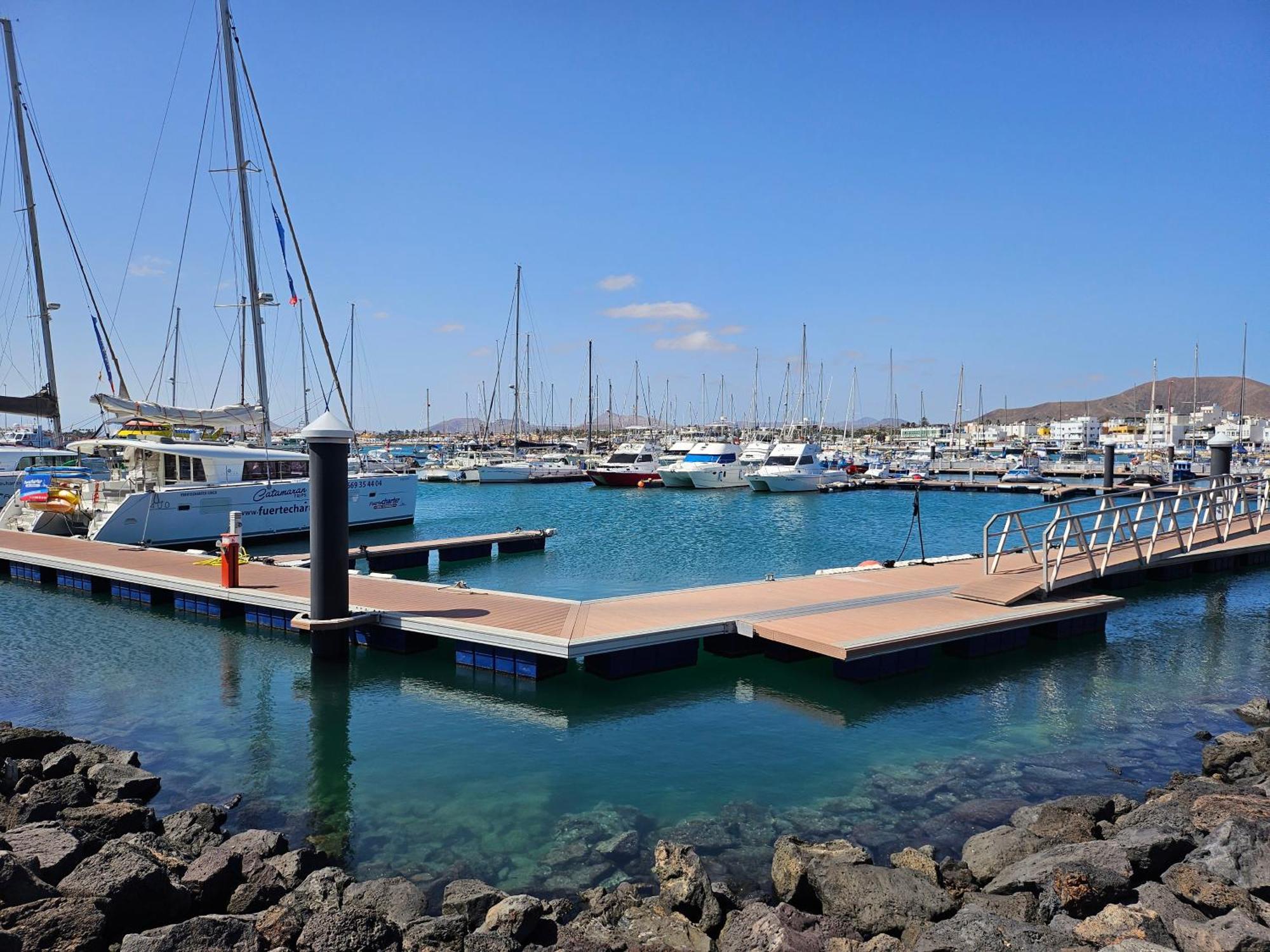Corralejo Coliving By Amazzzing Travel Hostel Екстериор снимка
