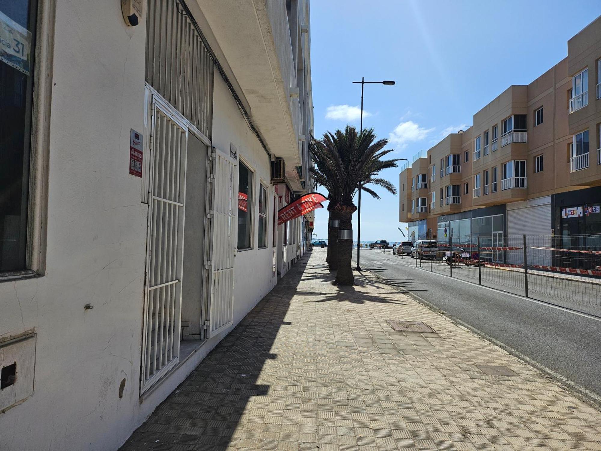 Corralejo Coliving By Amazzzing Travel Hostel Екстериор снимка