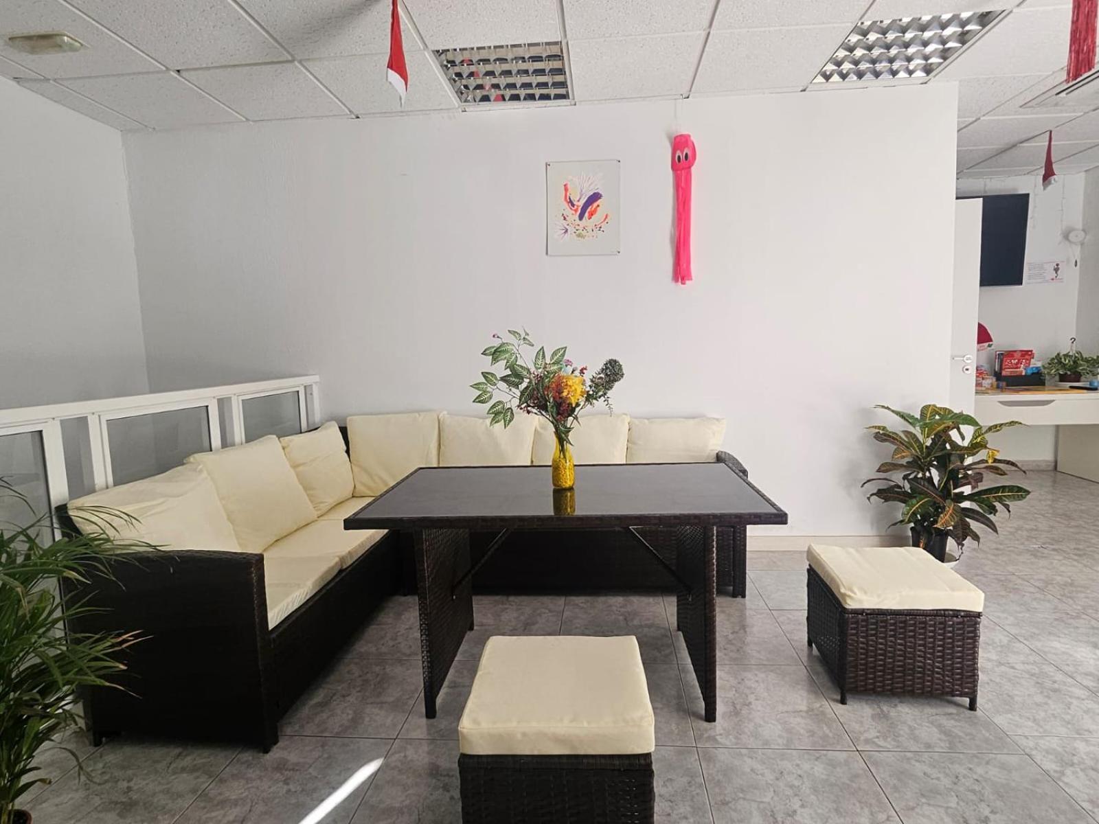 Corralejo Coliving By Amazzzing Travel Hostel Екстериор снимка