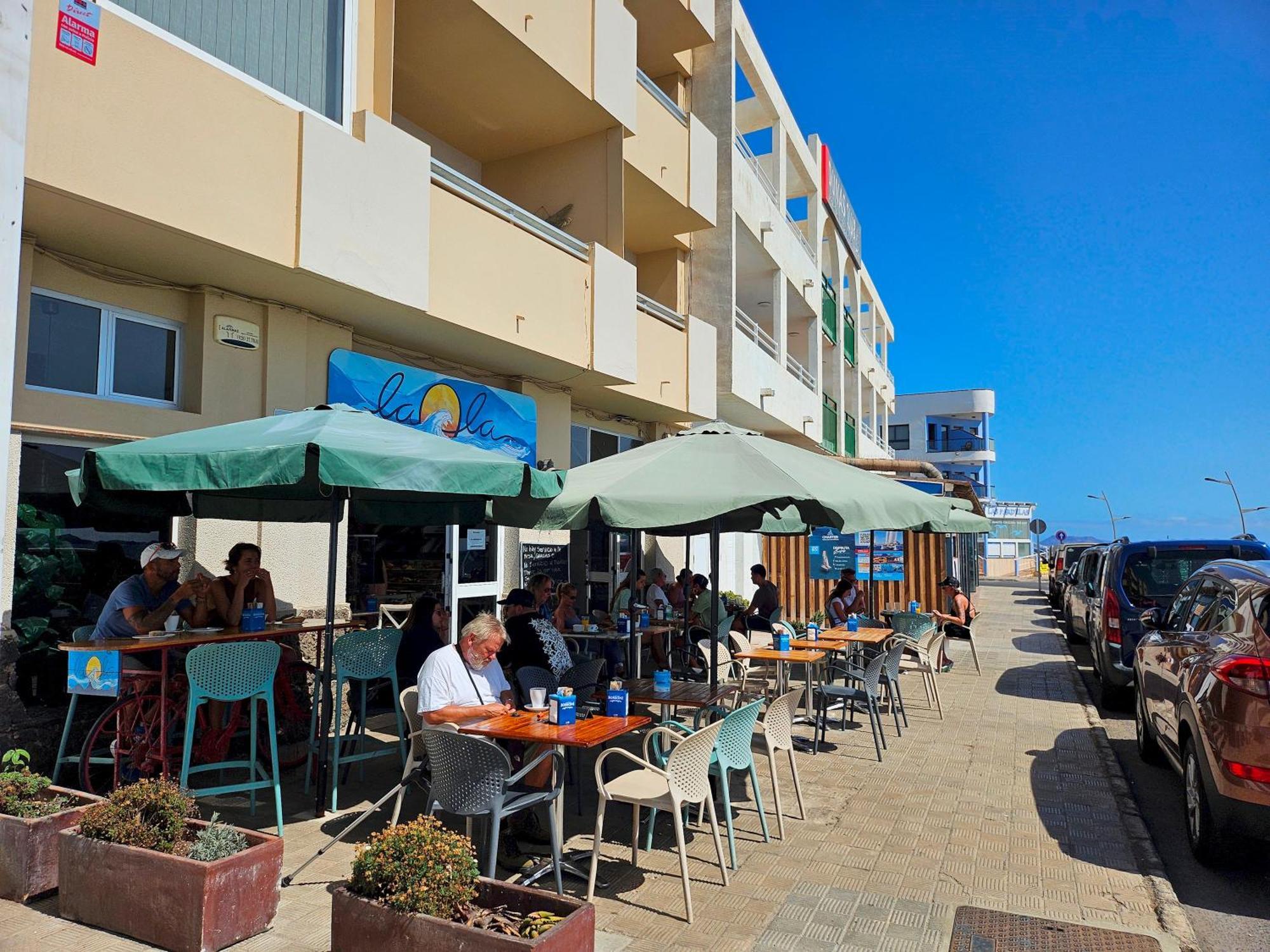 Corralejo Coliving By Amazzzing Travel Hostel Екстериор снимка